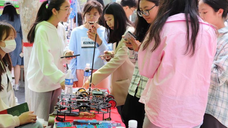 人工智能应用案例解析：解锁未来商业潜能